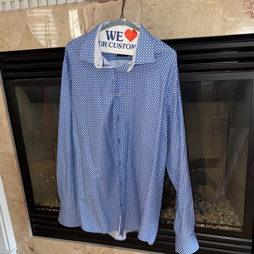 Elegant Blue Patterned Men's Shirt